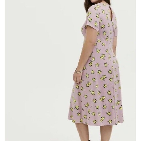 Torrid Midi Dress Size 1X Mauve Pink Lemon Novelty Print Challis Button Front - Picture 12 of 12